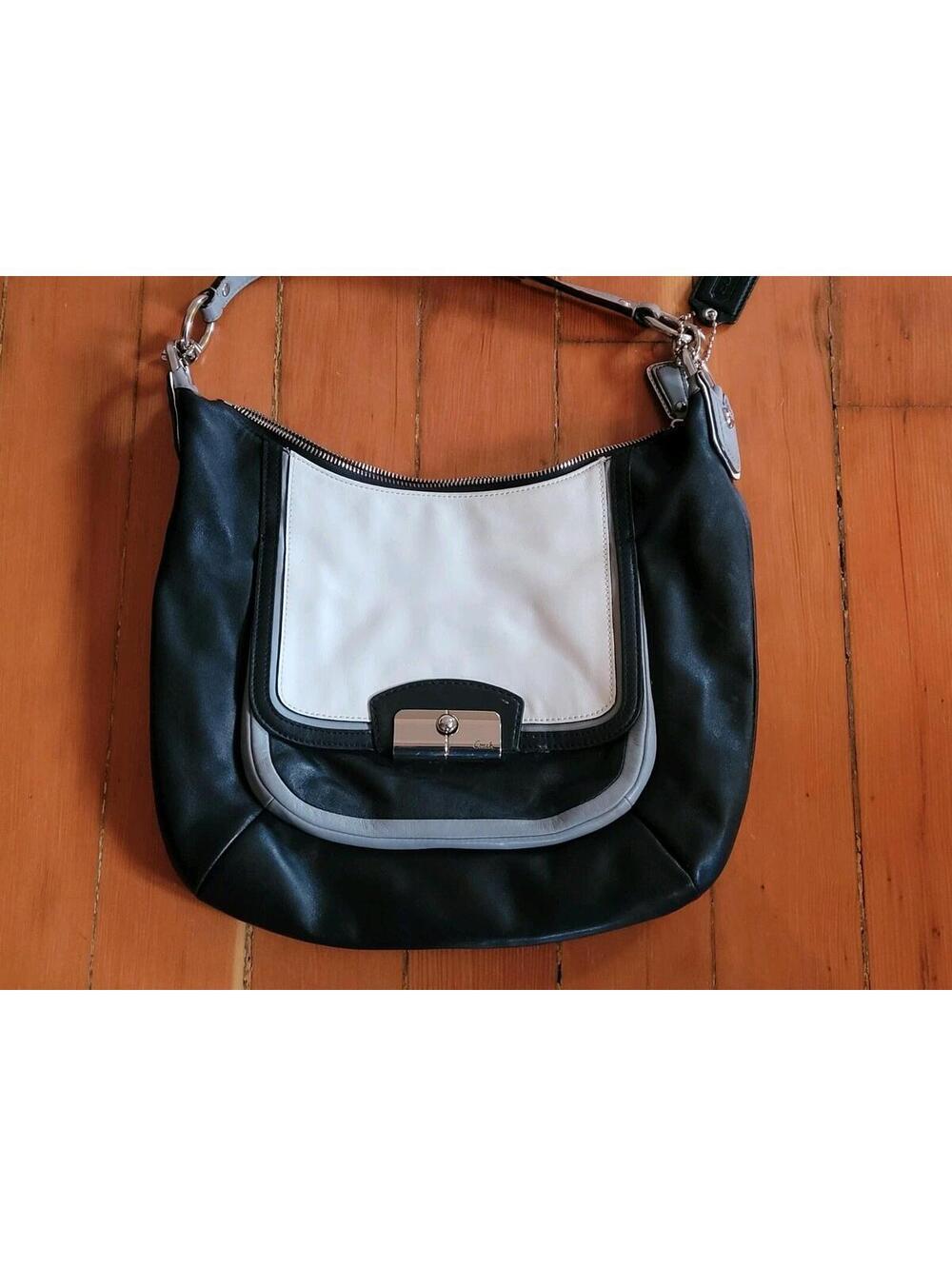 Coach 1376 Black And White Handbag